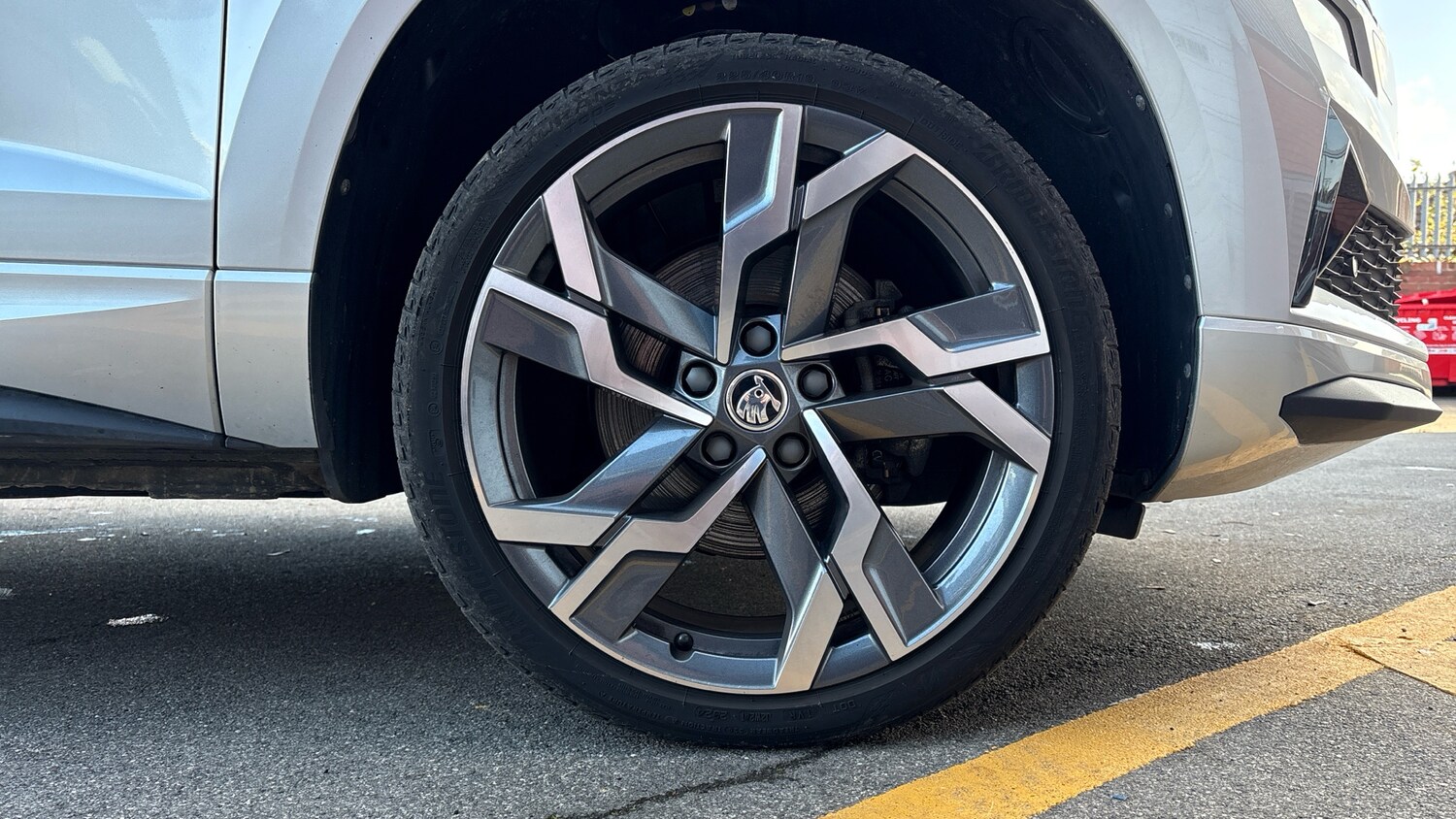 Used Skoda Karoq 2024 for sale - 76818764: Photo 5