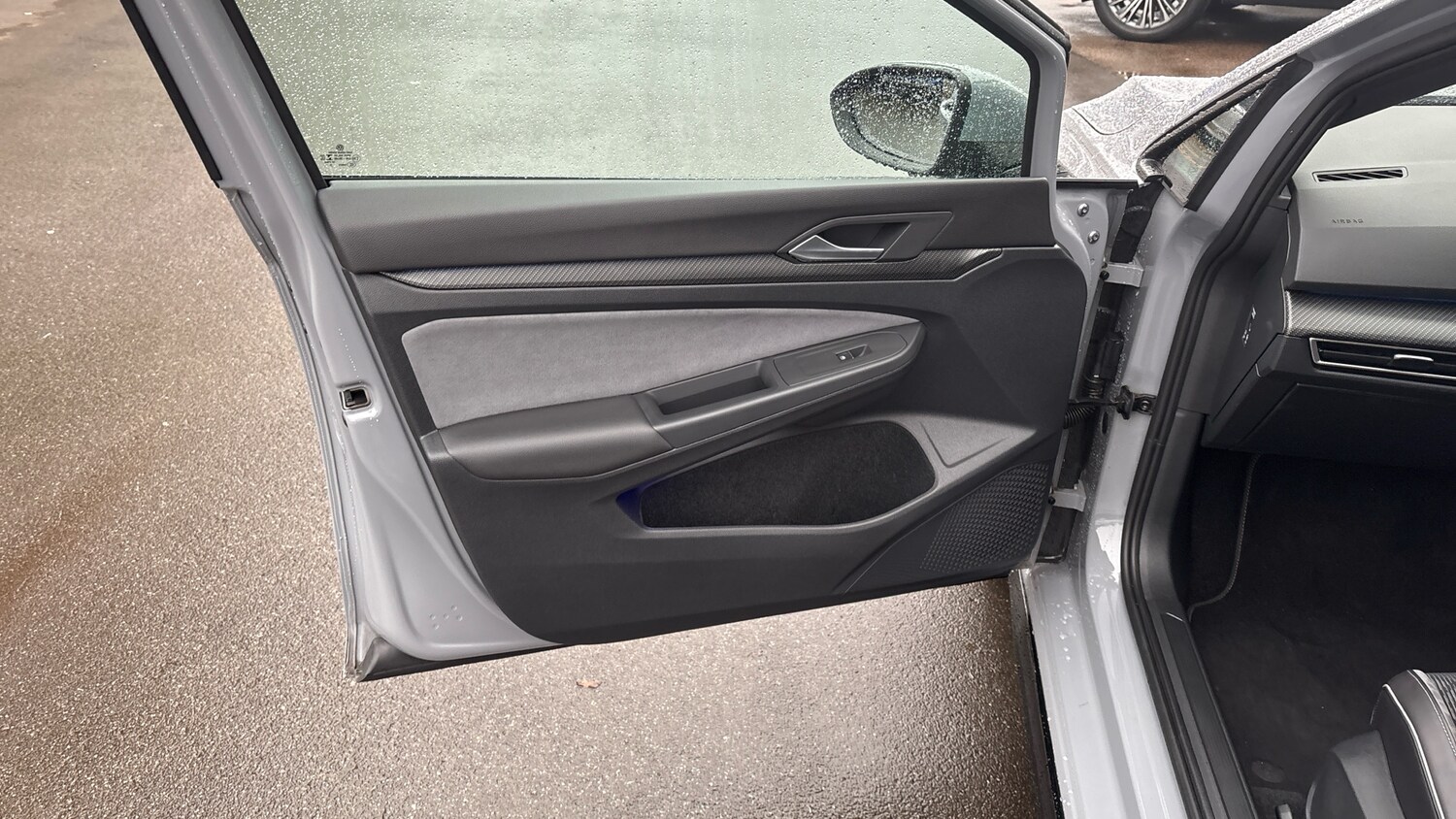 Used Volkswagen Golf 2023 for sale - 77508353: Photo 33