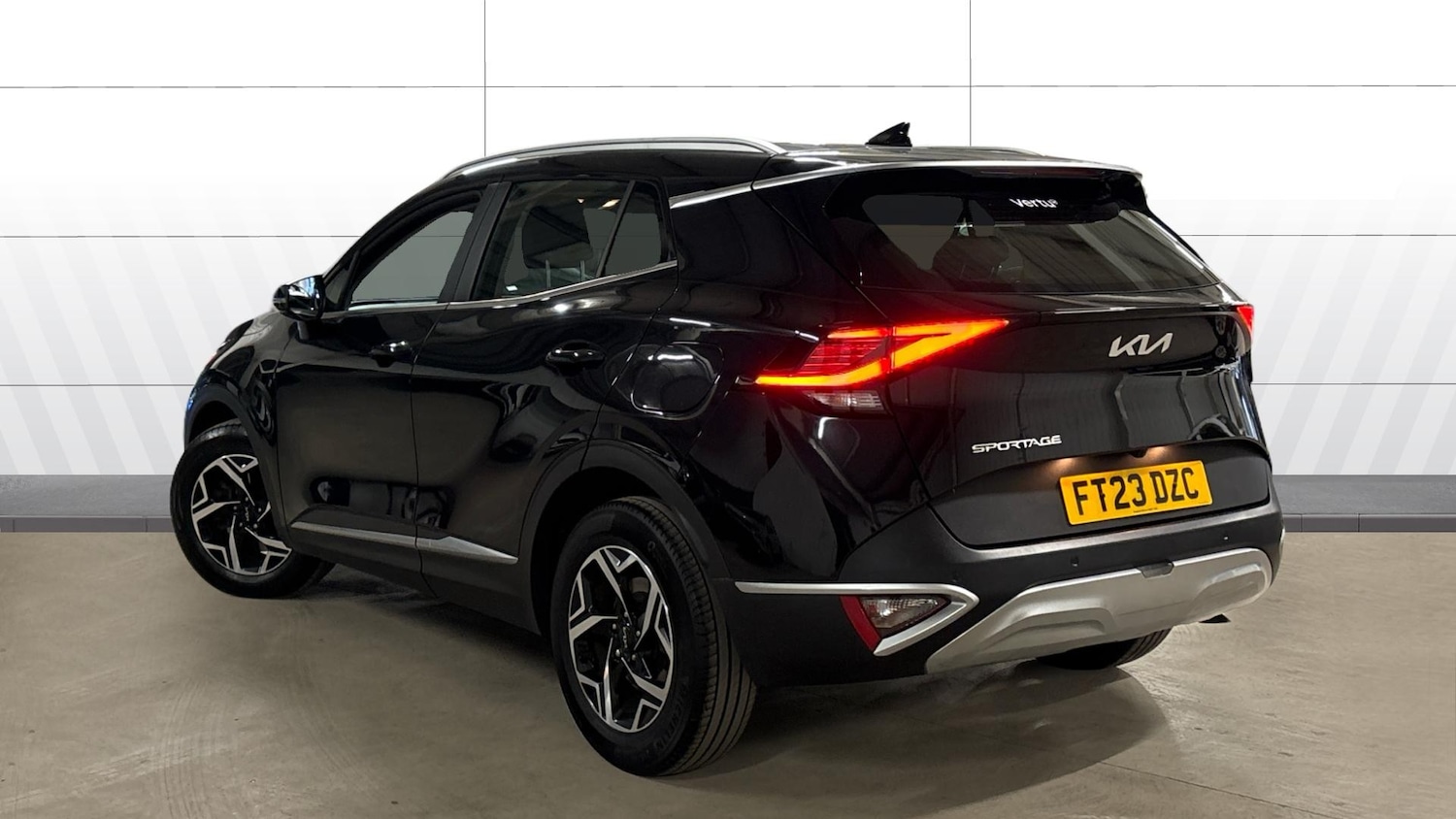Used Kia Sportage 2023 for sale - 77997418: Photo 2