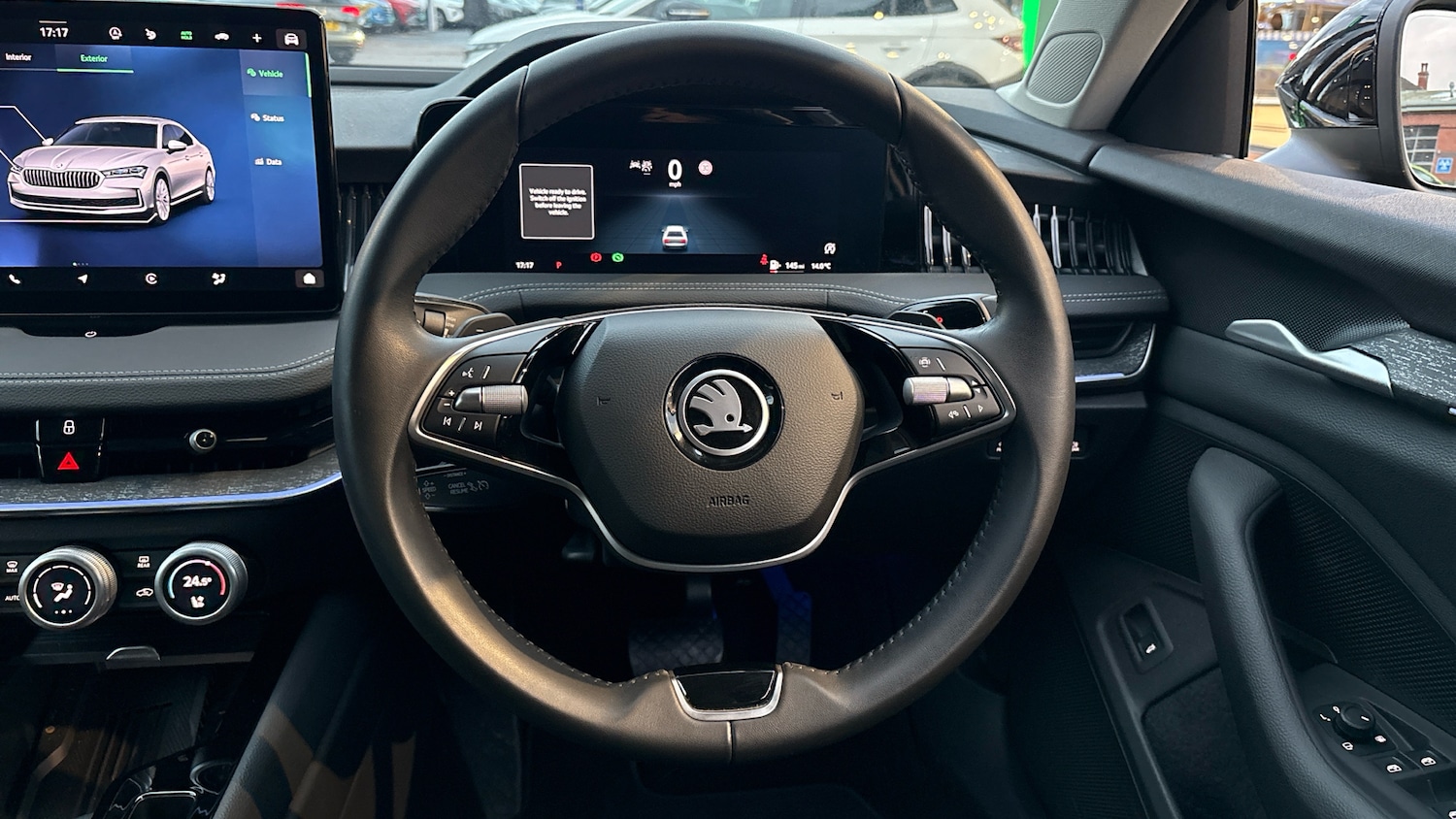 Used Skoda Superb 2025 for sale - 76437018: Photo 10