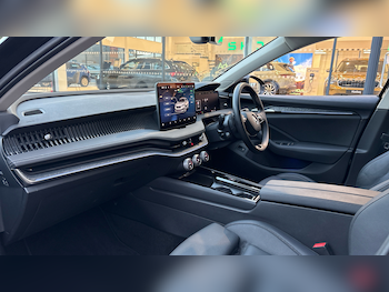 Used Skoda Superb 2025 for sale - 76437018: Photo