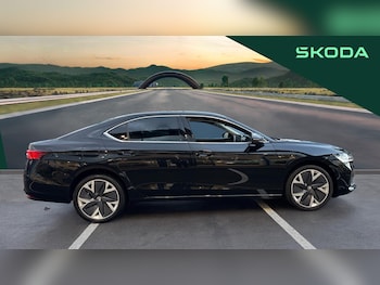 Used Skoda Superb 2025 for sale - 76437018: Photo