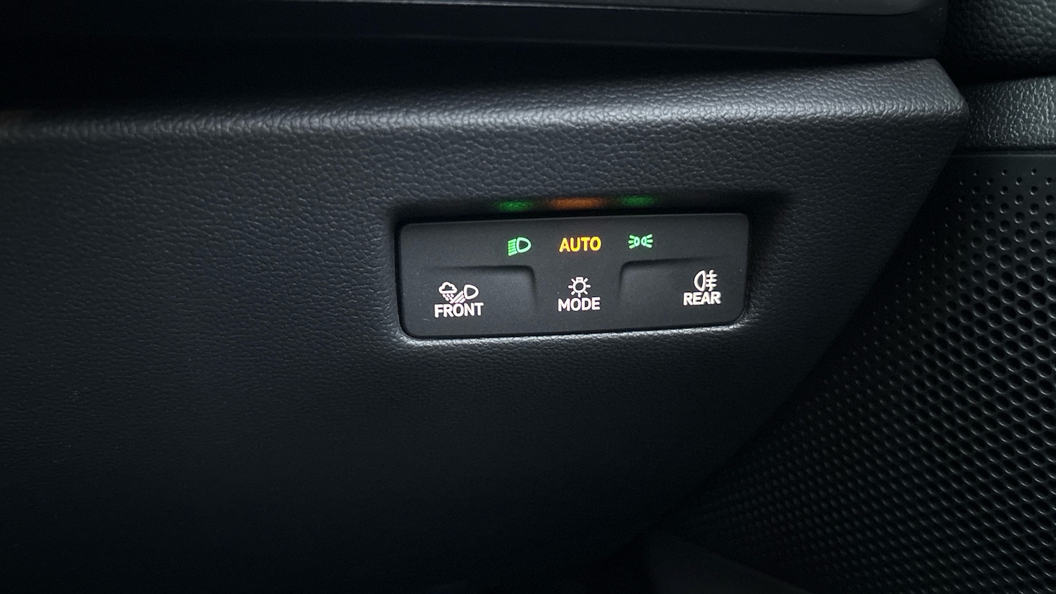 Used Skoda Superb 2025 for sale - 76437018: Photo 57