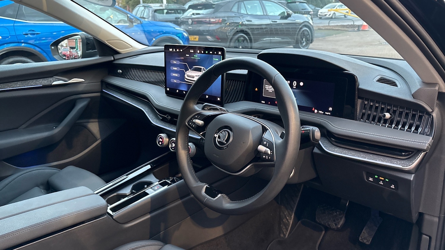 Used Skoda Superb 2025 for sale - 76437018: Photo 6