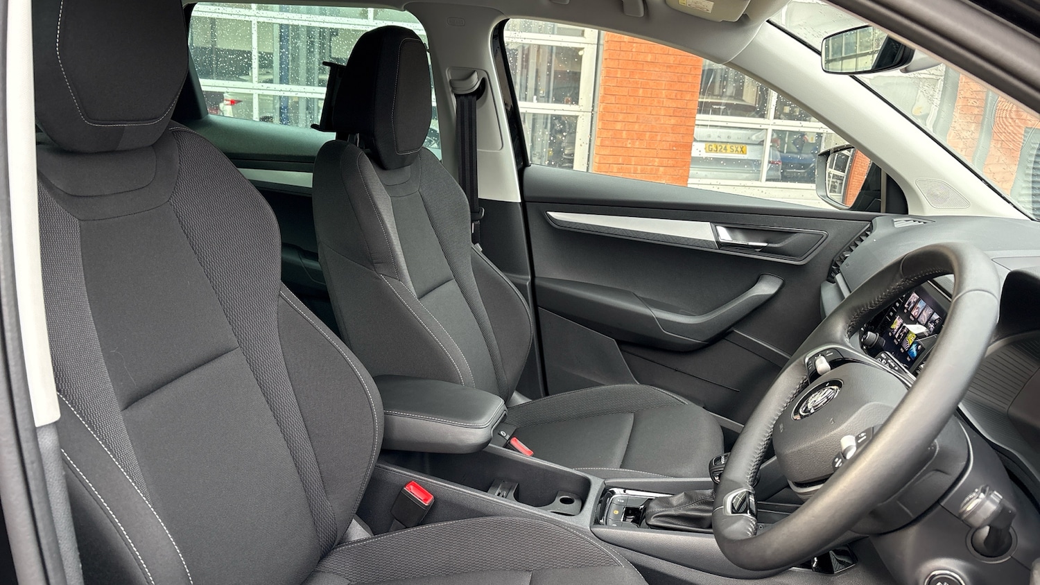 Used Skoda Karoq 2024 for sale - 76577051: Photo 15