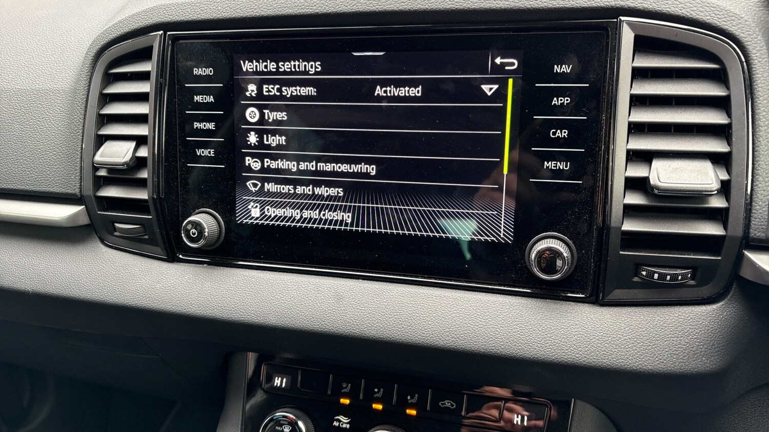 Used Skoda Karoq 2024 for sale - 76577051: Photo 59