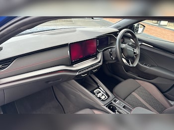 Used Skoda Octavia 2025 for sale - 76673111: Photo