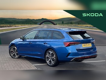 Used Skoda Octavia 2025 for sale - 76673111: Photo