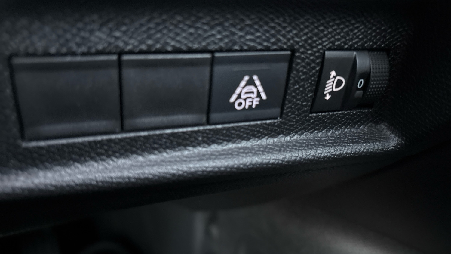 Used Citroen C4 2023 for sale - 76957329: Photo 42