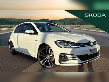 Used Volkswagen Golf 2018 for sale - 76422210: Photo