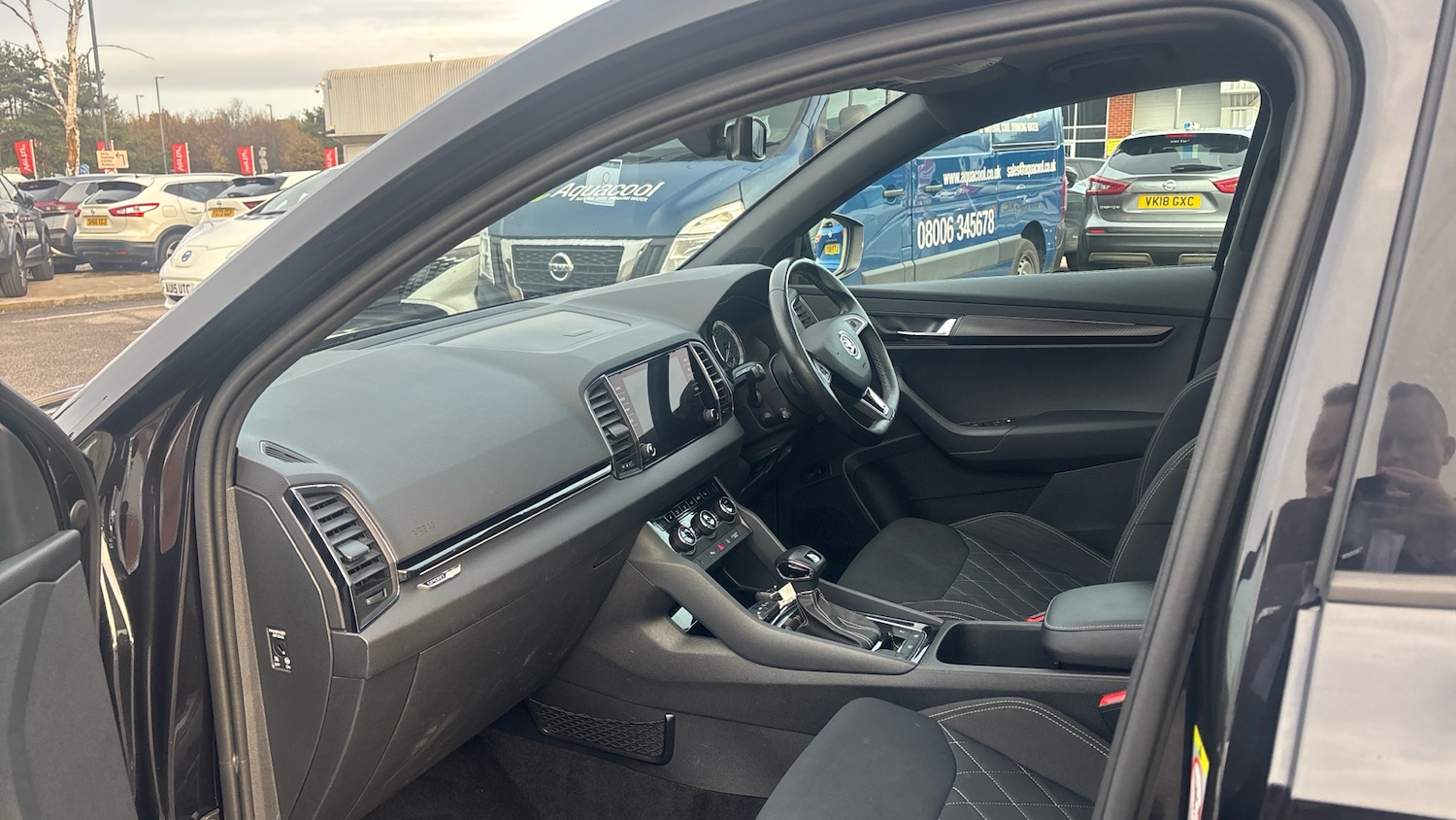 Used Skoda Karoq 2019 for sale - 77665501: Photo 2