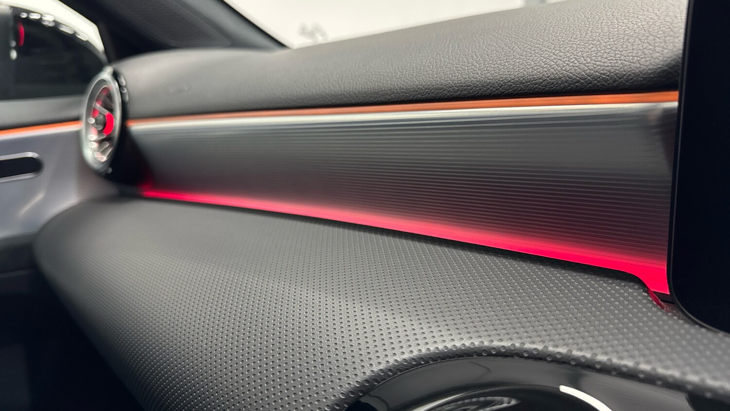 Used Mercedes-Benz A-Class 2022 for sale - 77691469: Photo 36