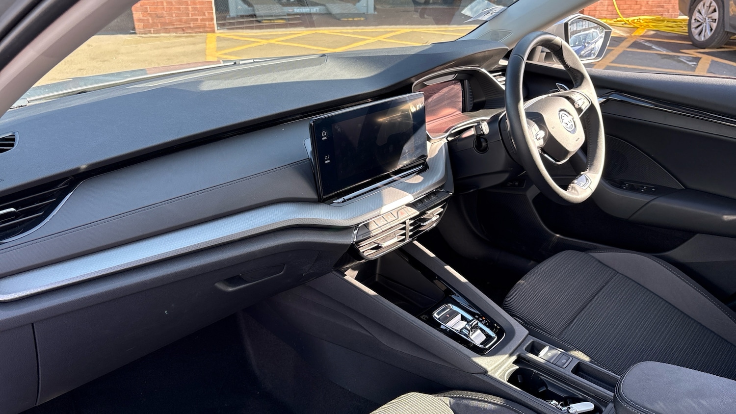 Used Skoda Octavia 2024 for sale - 78197308: Photo 2