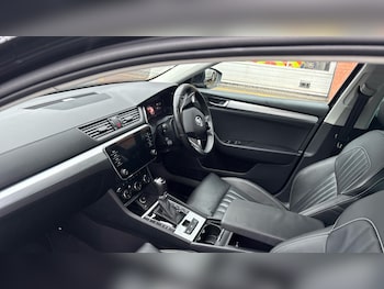 Used Skoda Superb 2023 for sale - 77196367: Photo