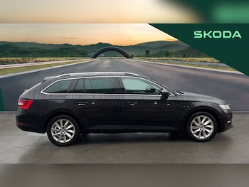 Used Skoda Superb 2023 for sale - 77196367: Photo