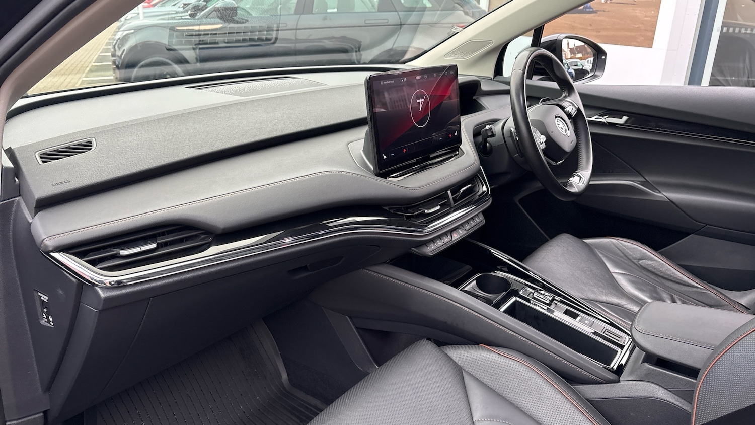 Used Skoda Enyaq 2021 for sale - 77893205: Photo 2