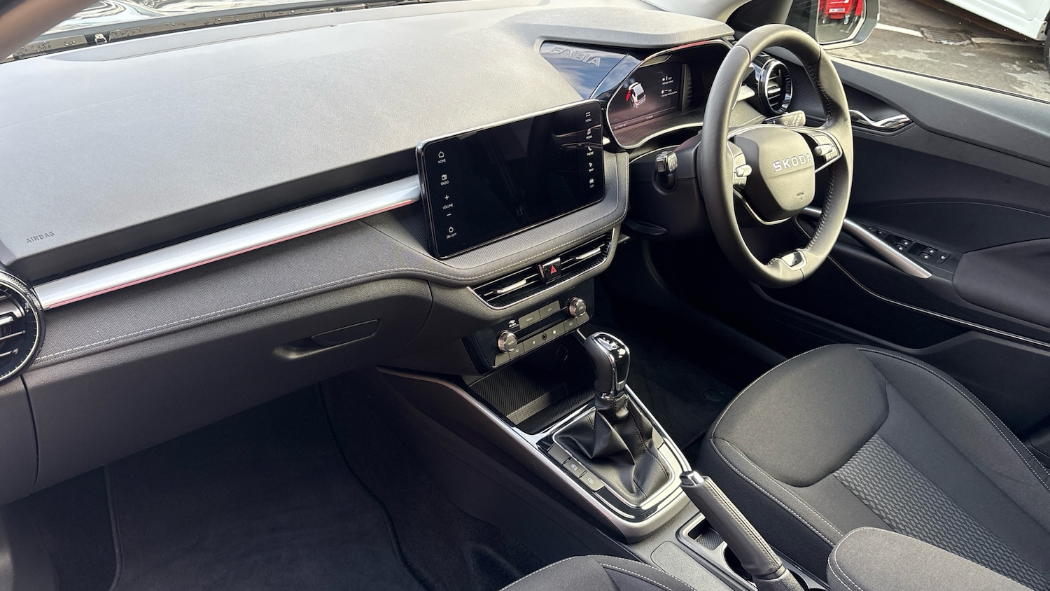 Used Skoda Fabia 2025 for sale - 77136117: Photo 2