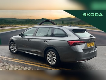 Used Skoda Octavia 2025 for sale - 76892843: Photo
