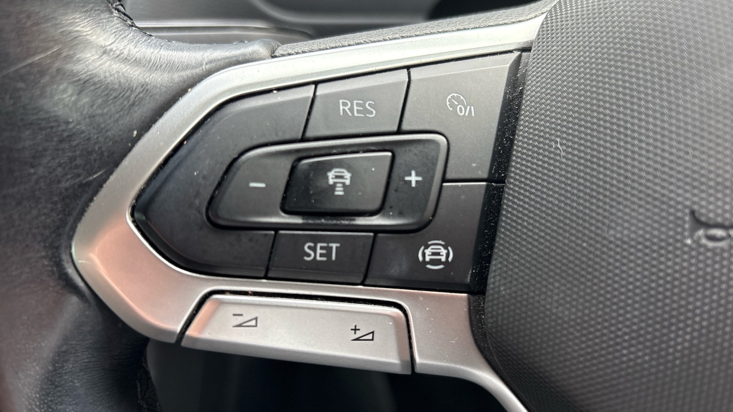 Used Volkswagen Tiguan 2020 for sale - 76722749: Photo 21