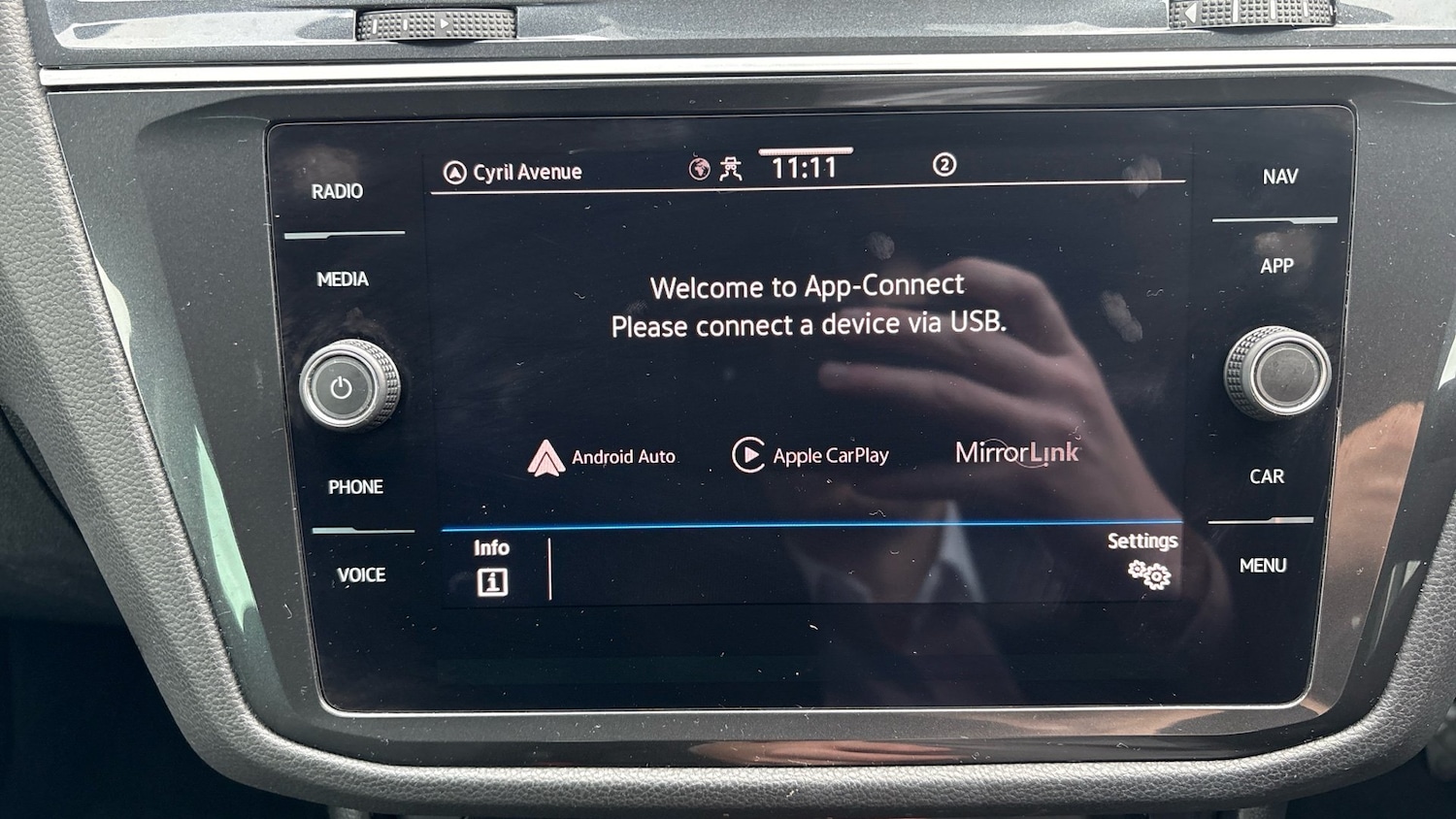 Used Volkswagen Tiguan 2020 for sale - 76722749: Photo 32