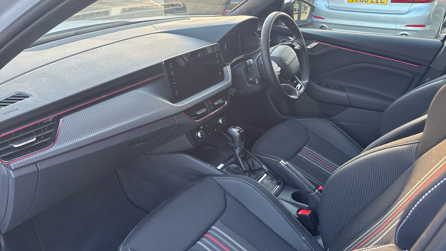 Used Skoda Kamiq 2025 for sale - 77990488: Photo 2