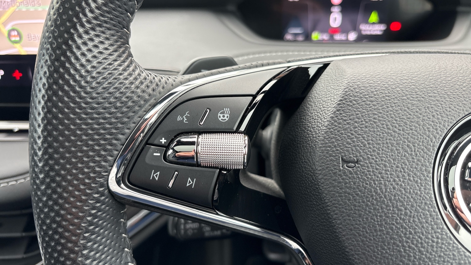 Used Skoda Enyaq 2023 for sale - 76436488: Photo 17