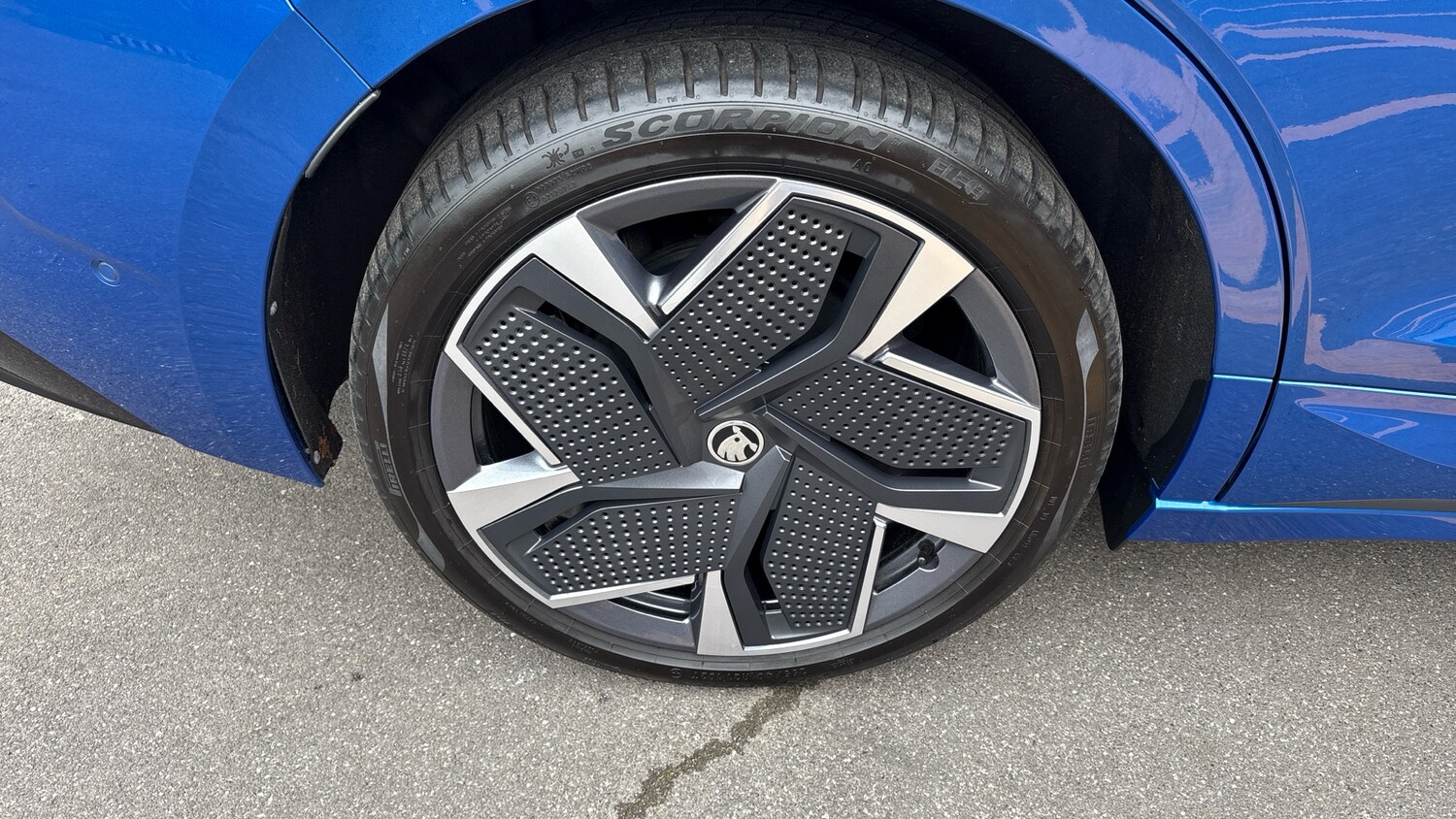 Used Skoda Enyaq 2023 for sale - 76436488: Photo 31