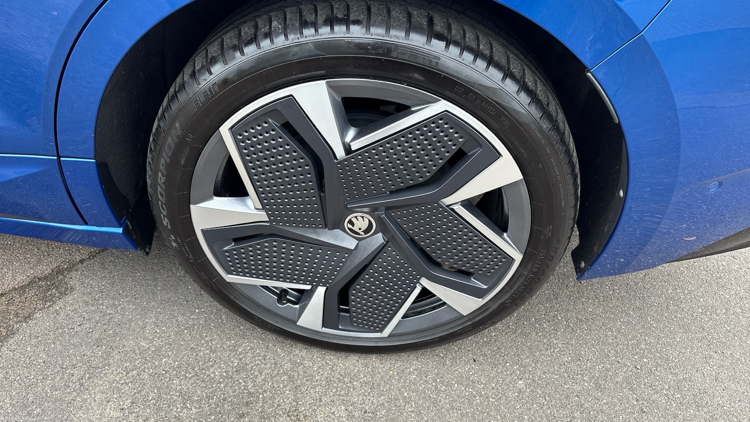 Used Skoda Enyaq 2023 for sale - 76436488: Photo 32