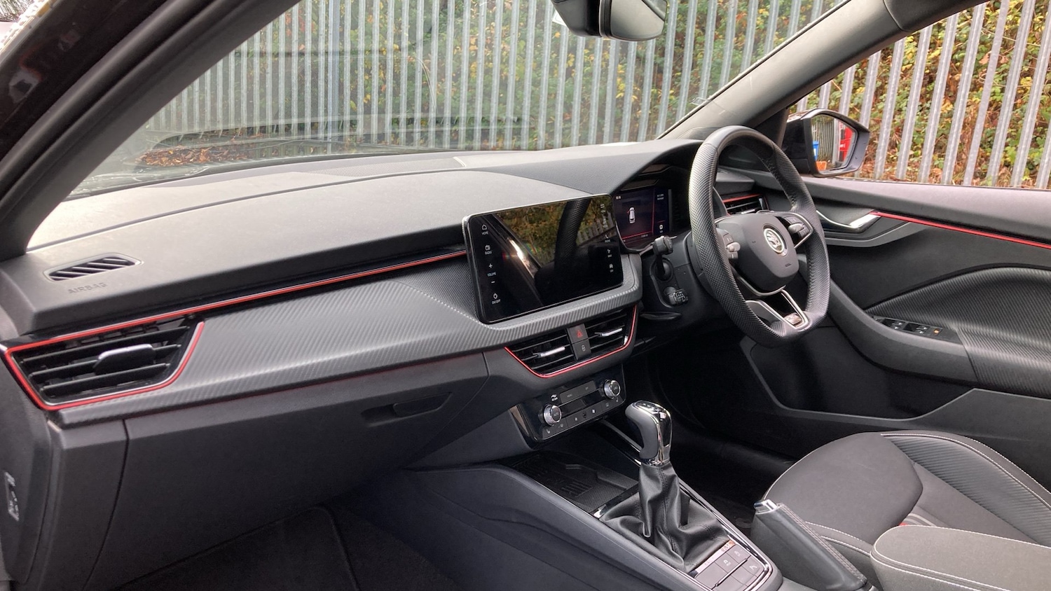 Used Skoda Kamiq 2025 for sale - 76694149: Photo 2