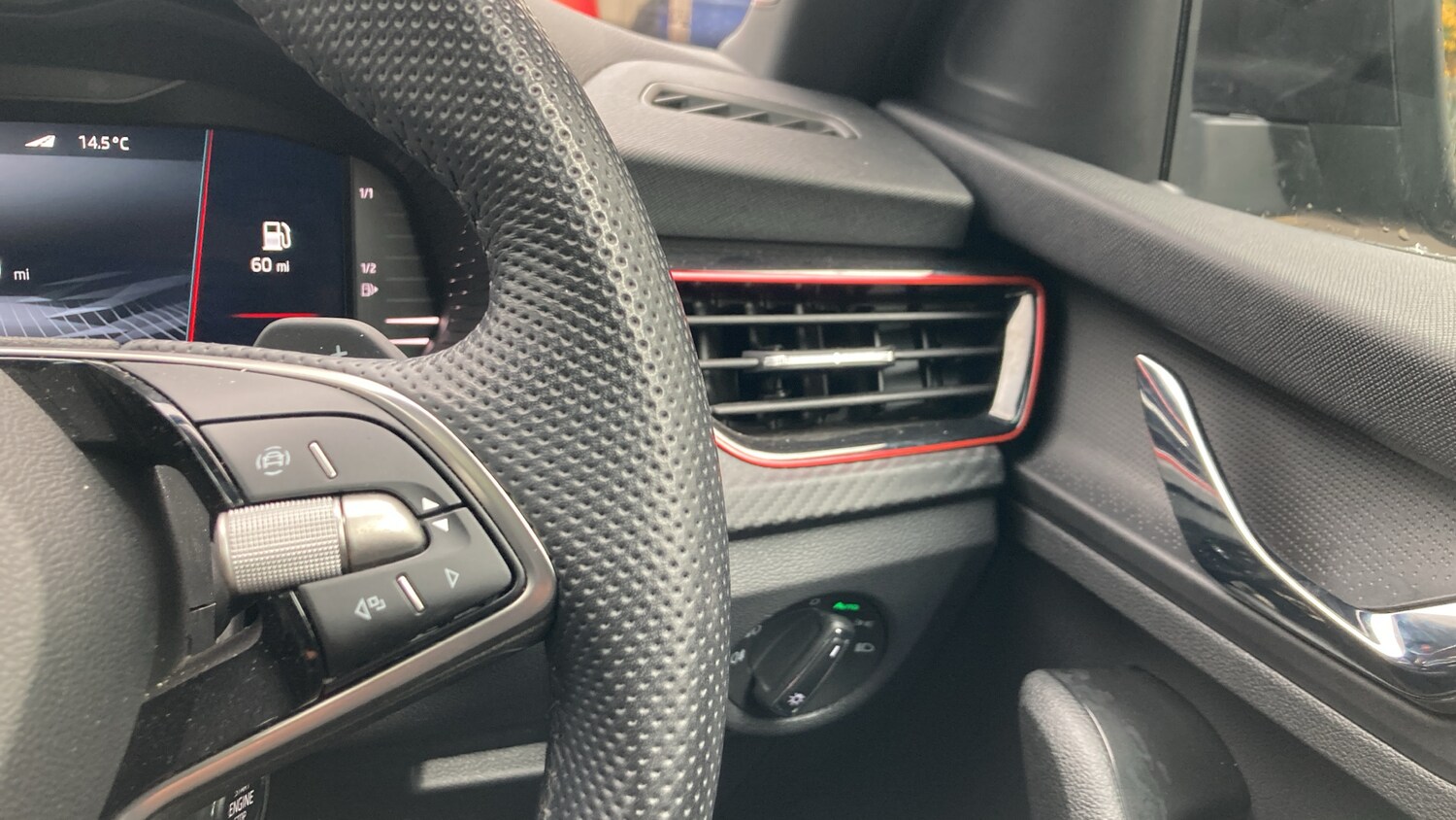 Used Skoda Kamiq 2025 for sale - 76694149: Photo 23