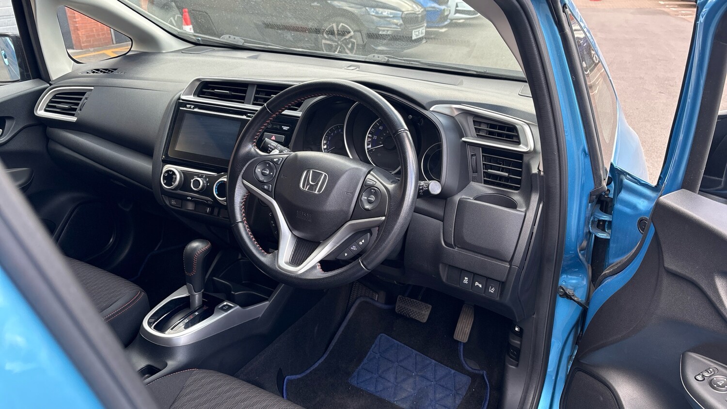 Used Honda Jazz 2018 for sale - 78067352: Photo 6