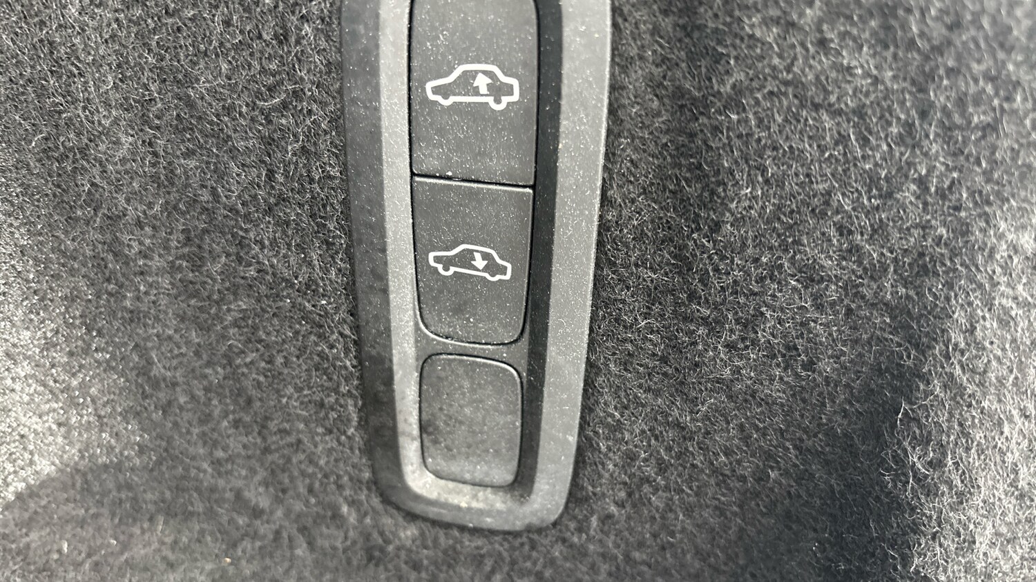 Used Volvo XC60 2023 for sale - 76422216: Photo 64