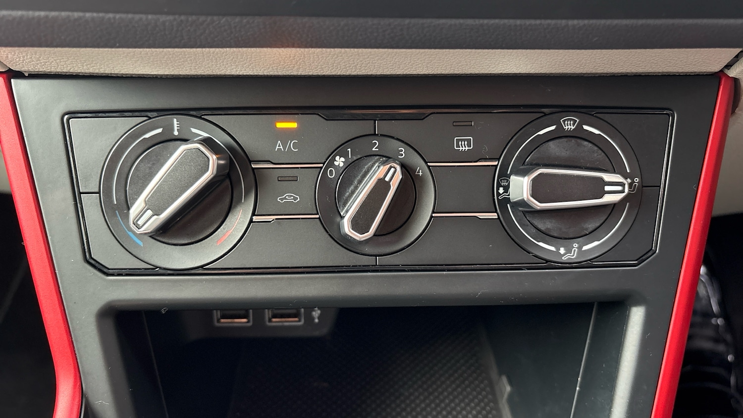 Used Volkswagen Polo 2018 for sale - 76980756: Photo 35