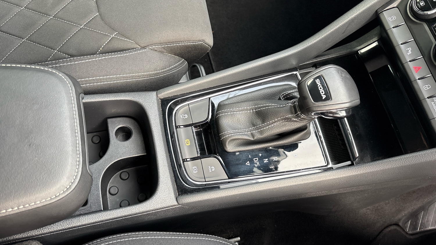 Used Skoda Karoq 2024 for sale - 76895225: Photo 14