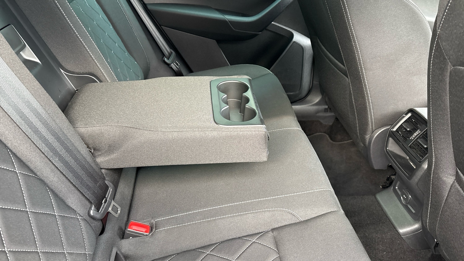 Used Skoda Karoq 2024 for sale - 76895225: Photo 40