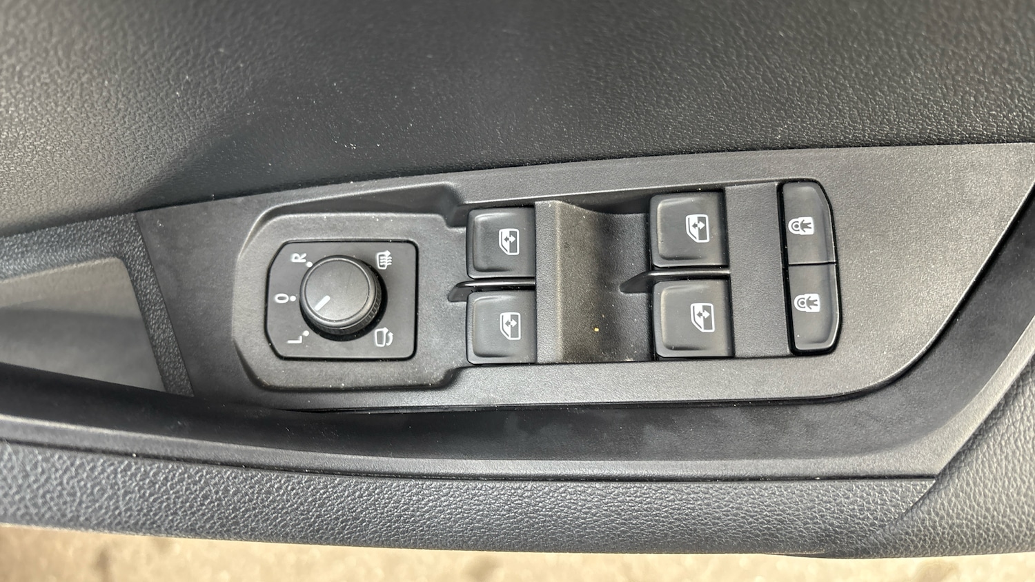 Used Skoda Karoq 2024 for sale - 76895225: Photo 53