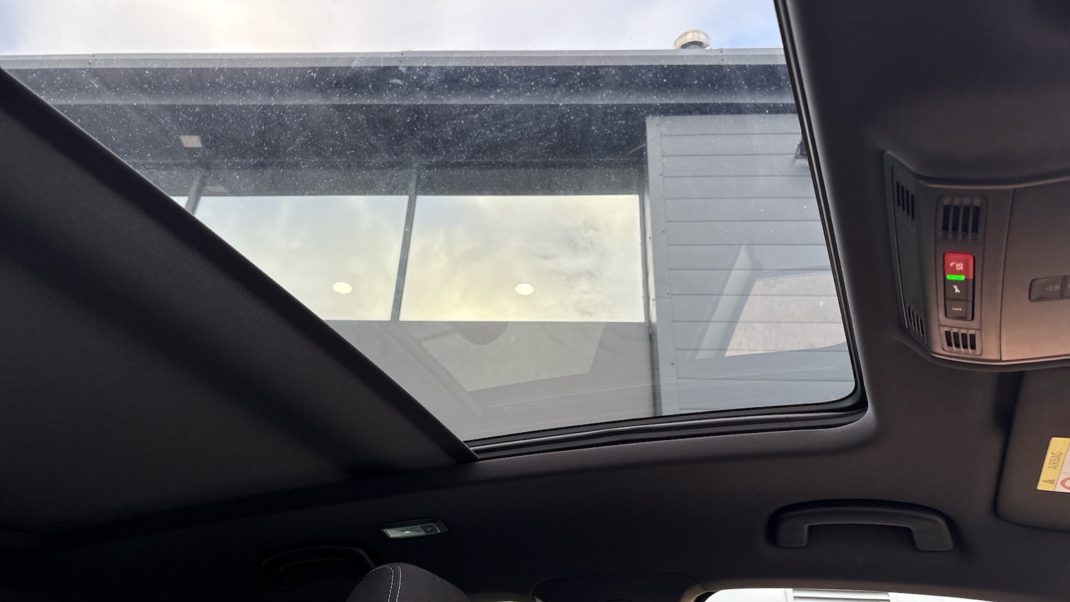 Used Skoda Karoq 2024 for sale - 76895225: Photo 65