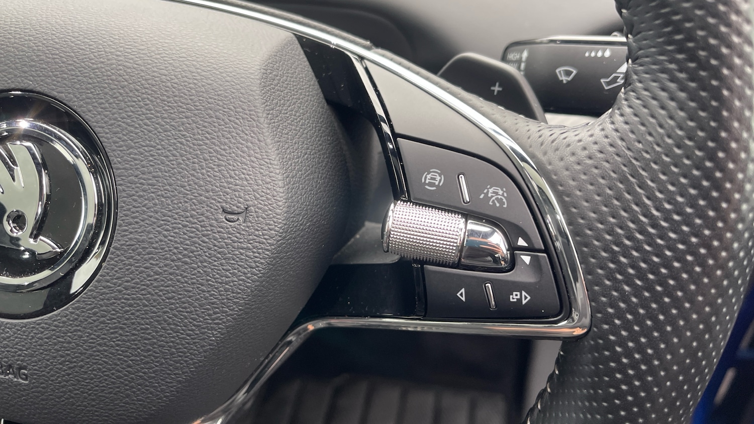 Used Skoda Enyaq 2023 for sale - 77844589: Photo 18