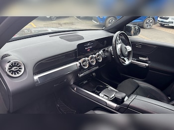 Used Mercedes-Benz GLB 2020 for sale - 77729707: Photo