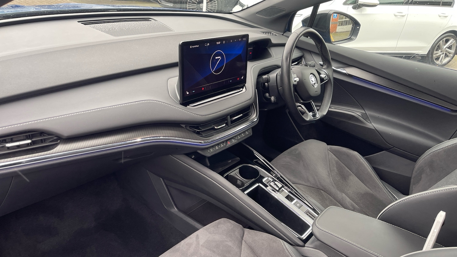 Used Skoda Enyaq 2023 for sale - 77691466: Photo 2