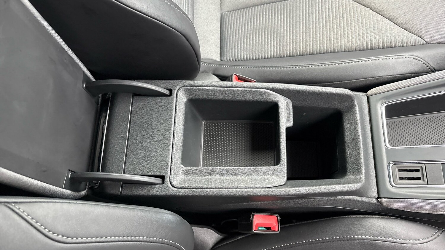 Used Skoda Enyaq 2024 for sale - 76625104: Photo 48