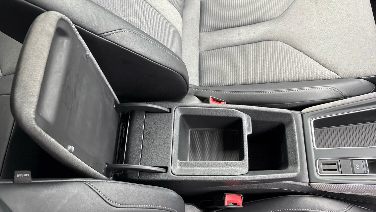 Used Skoda Enyaq 2024 for sale - 76625104: Photo 49