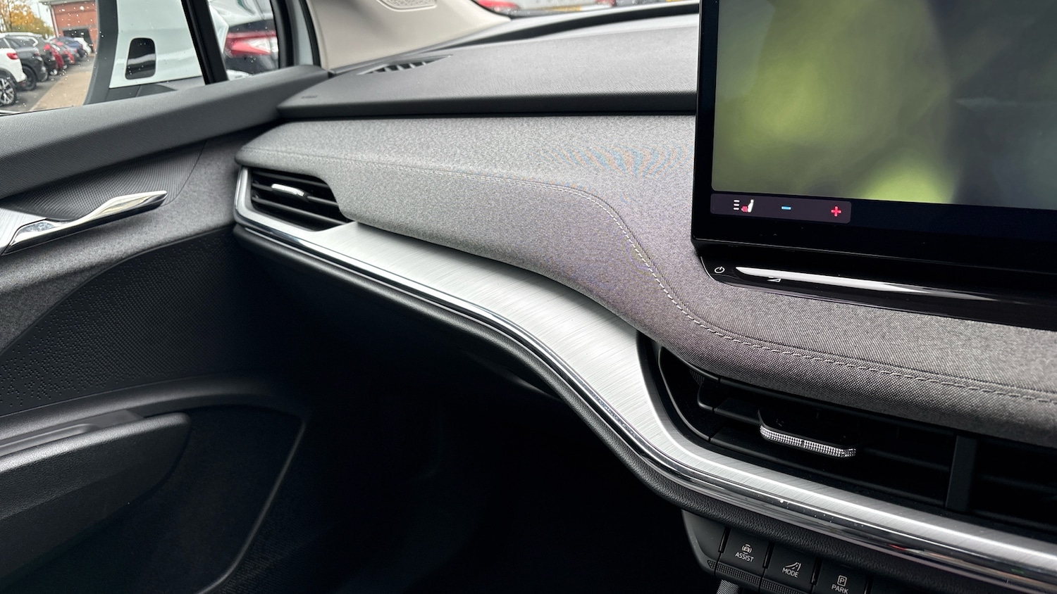 Used Skoda Enyaq 2024 for sale - 76625104: Photo 81