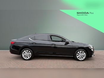 Used Skoda Superb 2025 for sale - 79042292: Photo