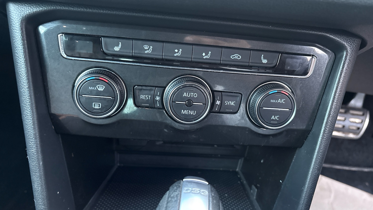 Used Volkswagen Tiguan 2017 for sale - 77363900: Photo 23