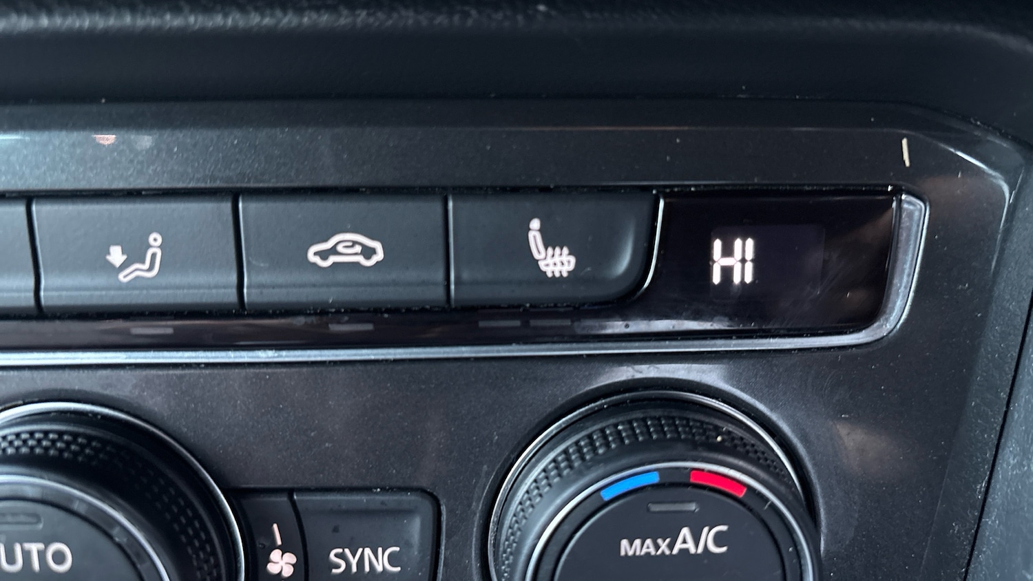 Used Volkswagen Tiguan 2017 for sale - 77363900: Photo 41