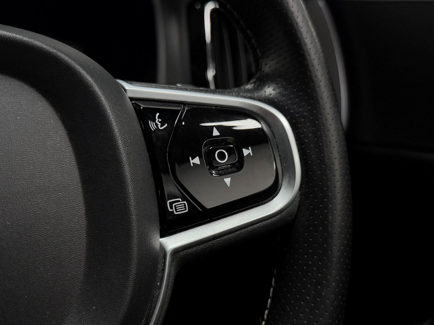 Used Volvo XC60 2019 for sale - 76109205: Photo 39