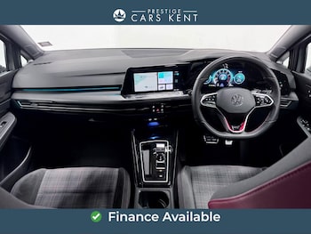 Used Volkswagen Golf 2024 for sale - 77049674: Photo