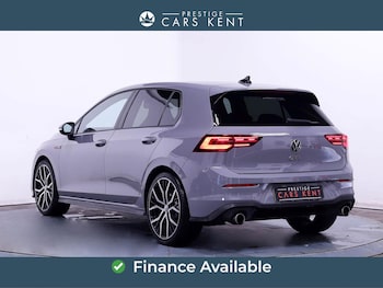 Used Volkswagen Golf 2024 for sale - 77049674: Photo