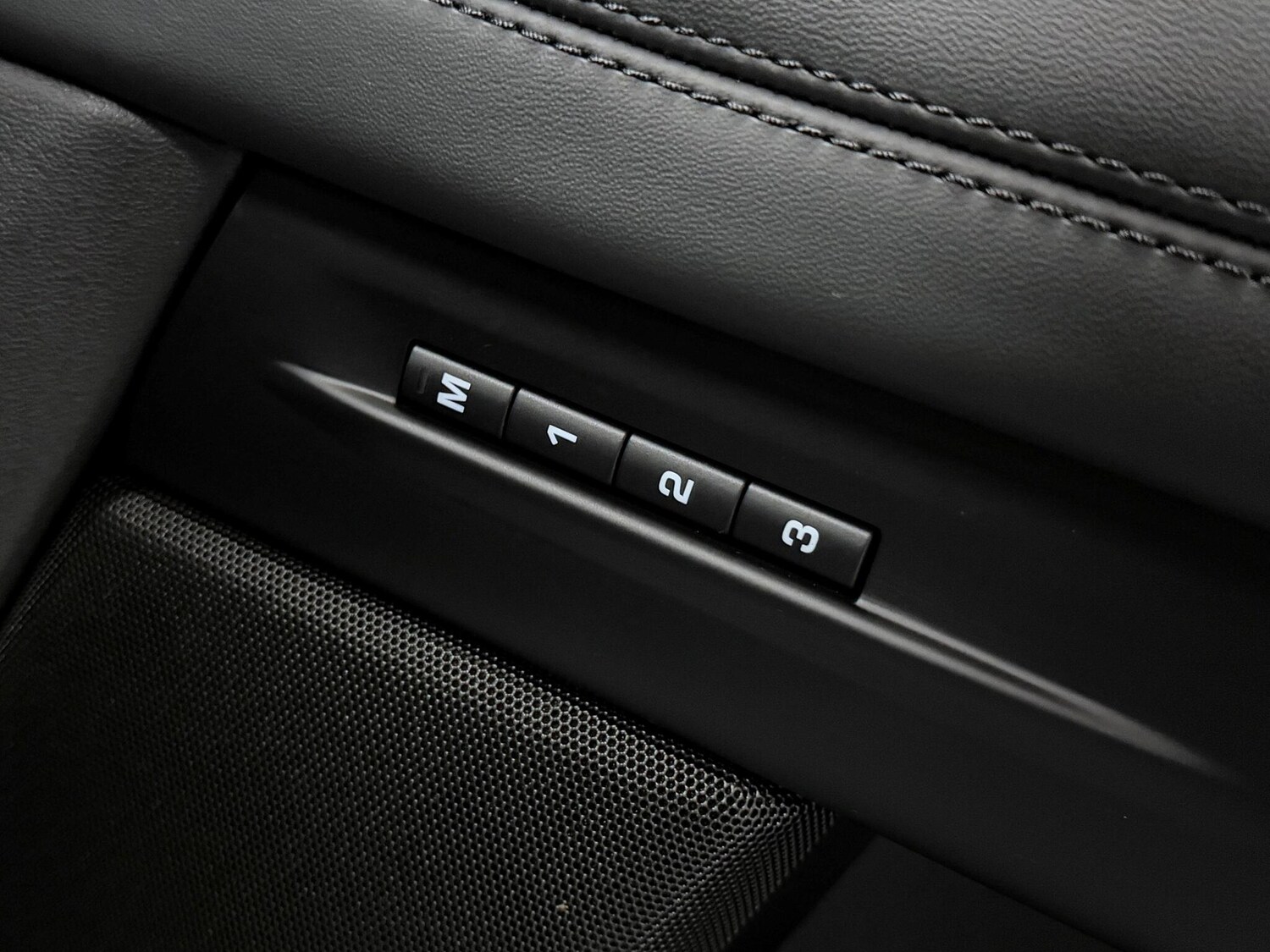 Used Land Rover Range Rover Evoque 2021 for sale - 76866306: Photo 18